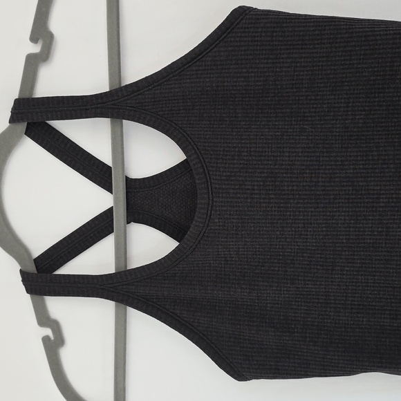 Lululemon Black Tank Top.  Size Extra Small - Picture 2 of 8